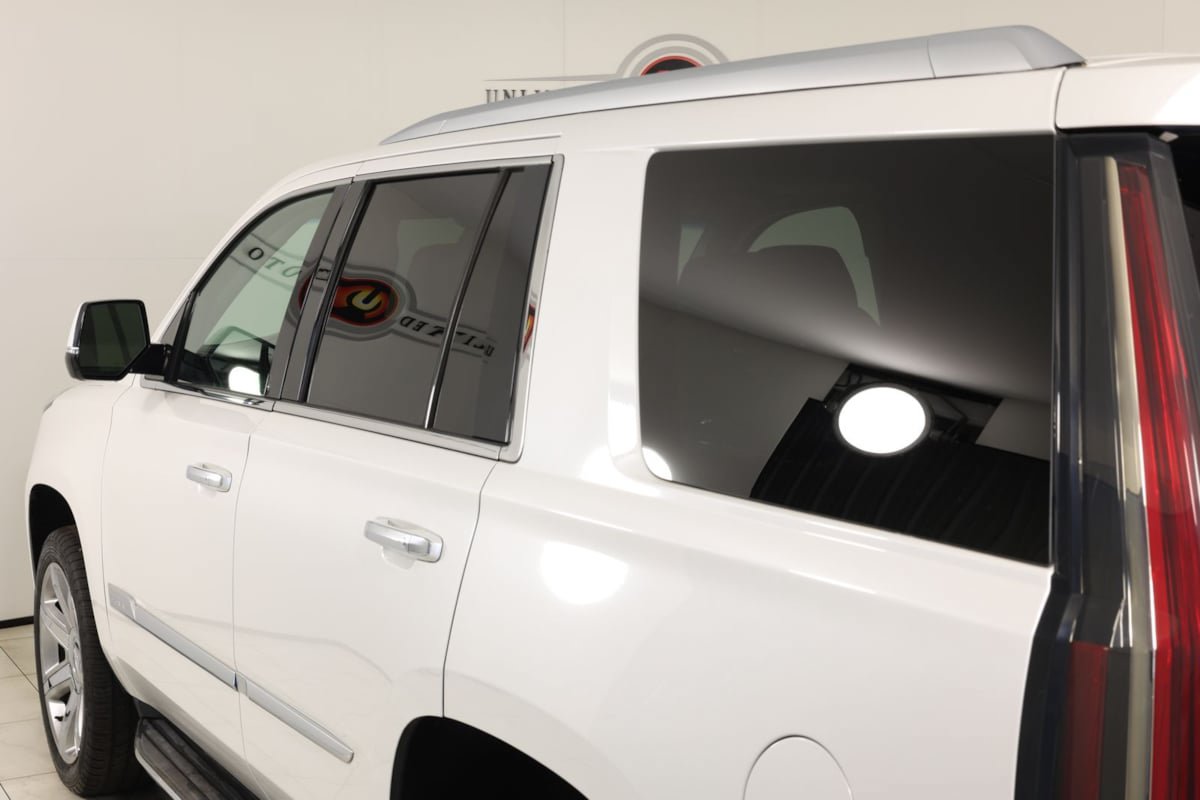 Used 2020 Cadillac Escalade Luxury AWD/4WD image 52