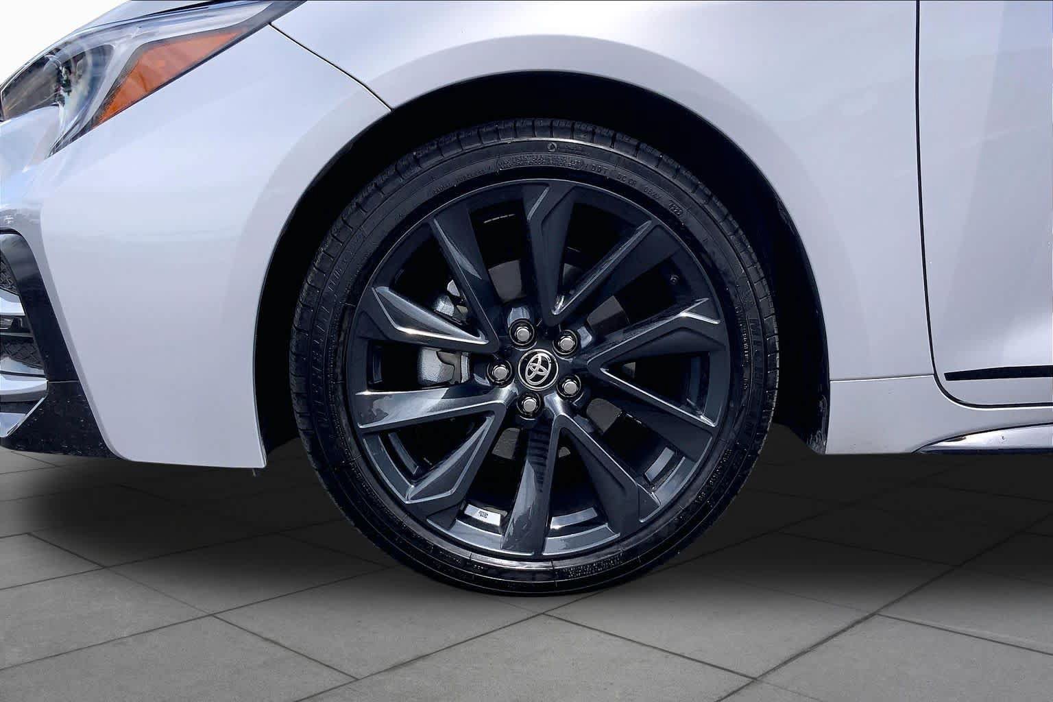 Used 2023 Toyota Corolla SE FWD image 11