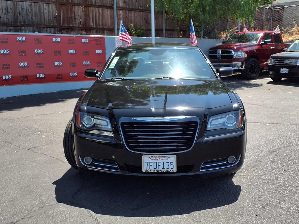 Used 2014 Chrysler 300 S w/ Light Group RWD image 2