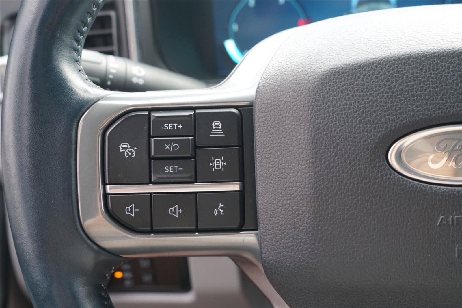 Used 2024 Ford F450 Limited w/ FX4 Off-Road Package AWD/4WD image 17