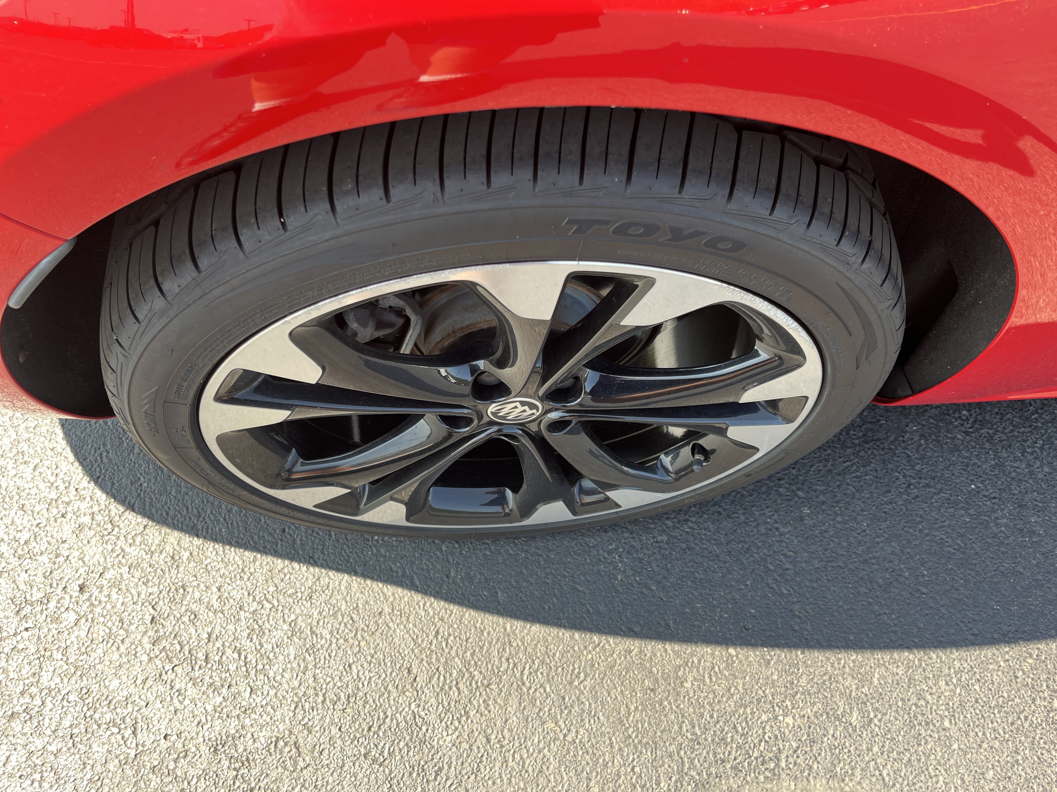 Used 2019 Buick Cascada Sport Touring FWD image 9