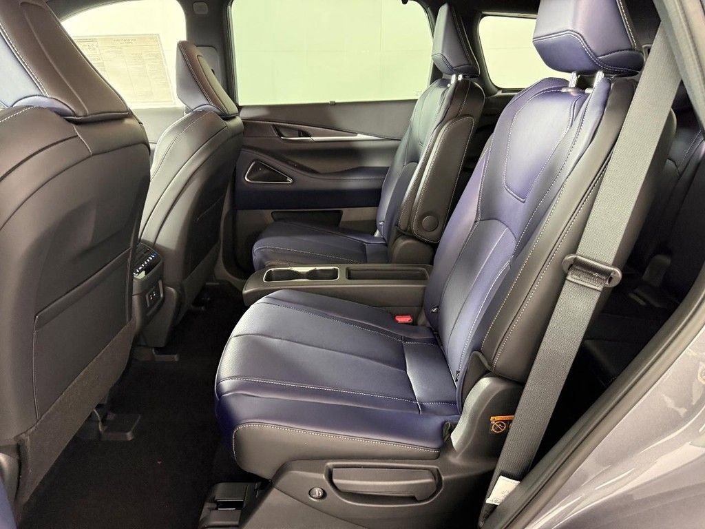 New 2026 INFINITI QX60 Sport image 14