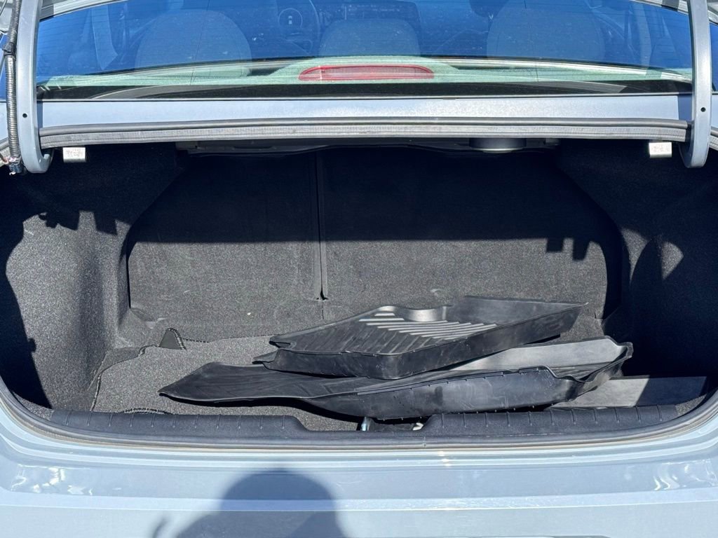 Used 2022 Hyundai Elantra SEL w/ Convenience + Premium Package image 22