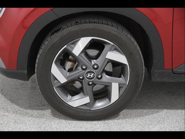 Certified 2022 Hyundai Venue Limited image 22