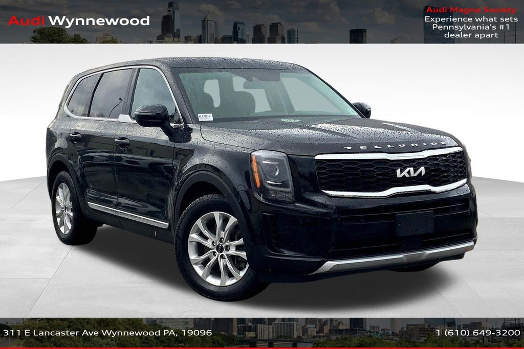 Used 2022 Kia Telluride LX image 1
