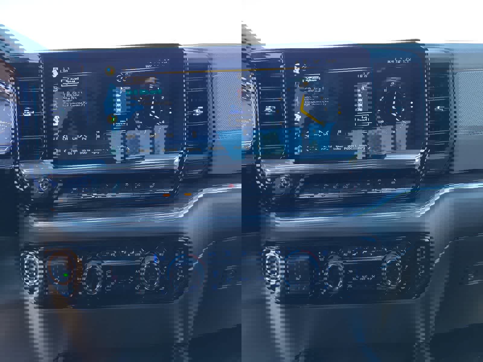 Used 2022 Chevrolet Silverado 1500 LTZ w/ LTZ Convenience Package II image 24