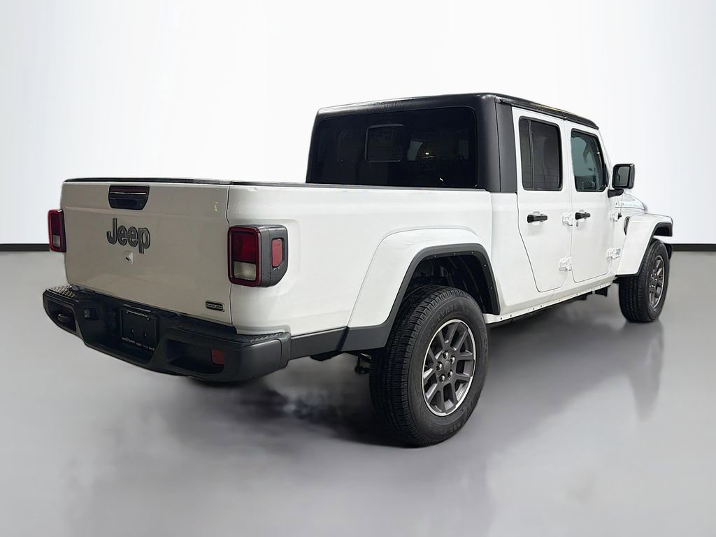 Used 2023 Jeep Gladiator Overland image 3