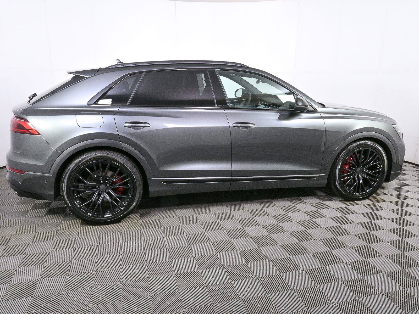 New 2026 Audi SQ8 Prestige AWD/4WD image 2