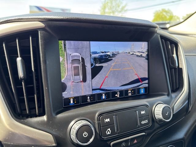 Used 2023 GMC Terrain Denali w/ Denali Premium Package AWD/4WD image 13