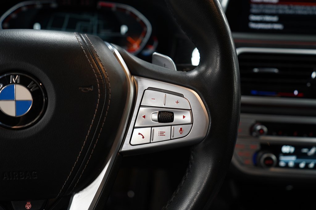 Used 2022 BMW 750Li xDrive AWD/4WD image 31
