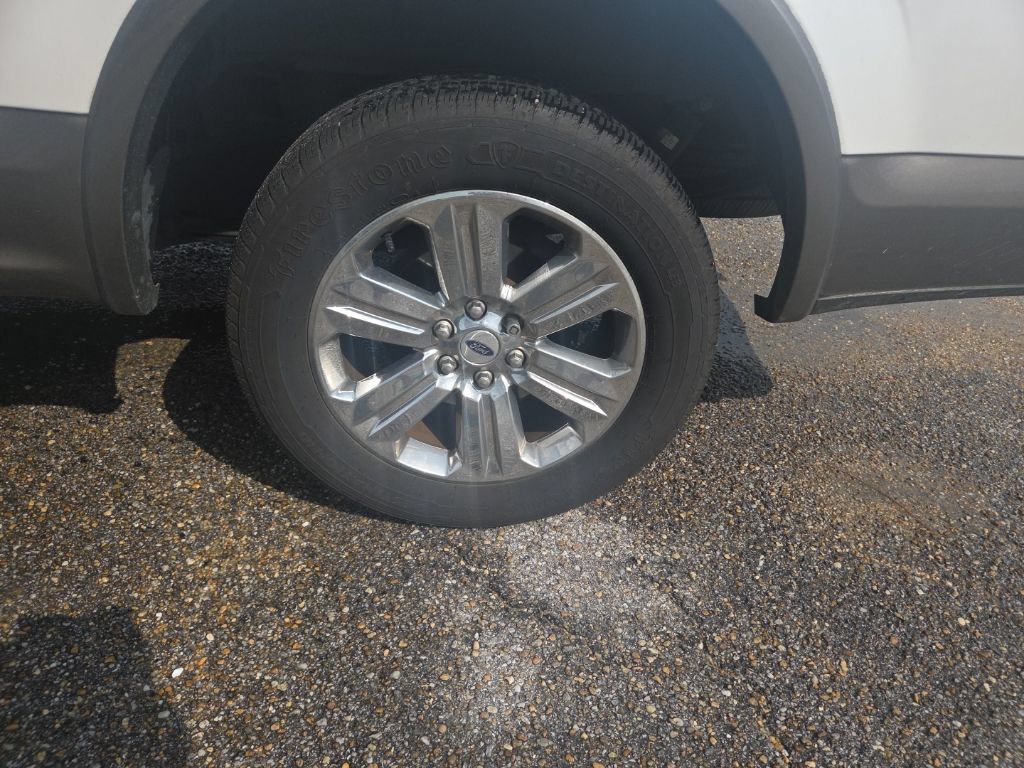 Used 2019 Ford F150 Lariat w/ Equipment Group 502A Luxury RWD image 21