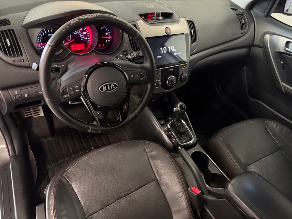 Used 2013 Kia Forte SX w/ Leather Pkg FWD image 11