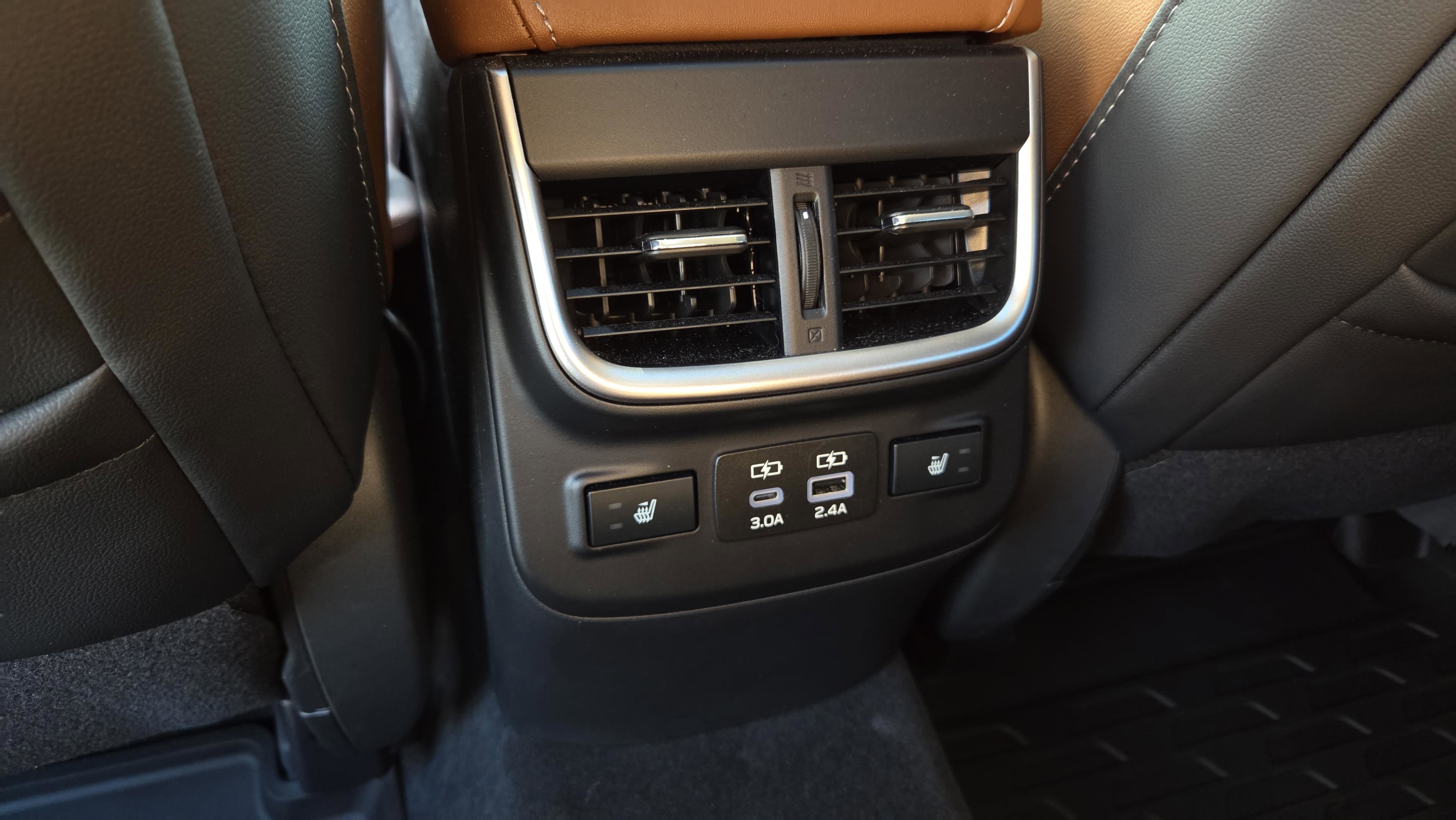 Used 2025 Subaru Outback Touring XT w/ Popular Package #2 image 15