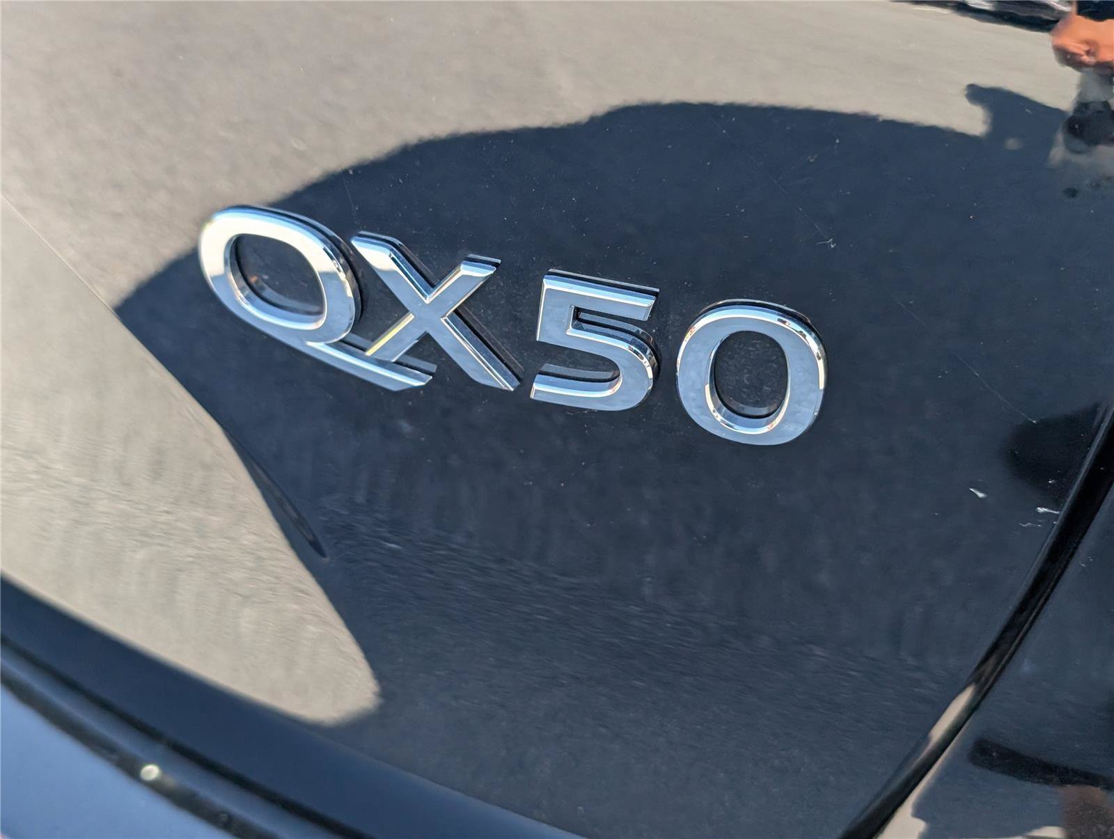 Used 2023 INFINITI QX50 Luxe AWD/4WD image 10