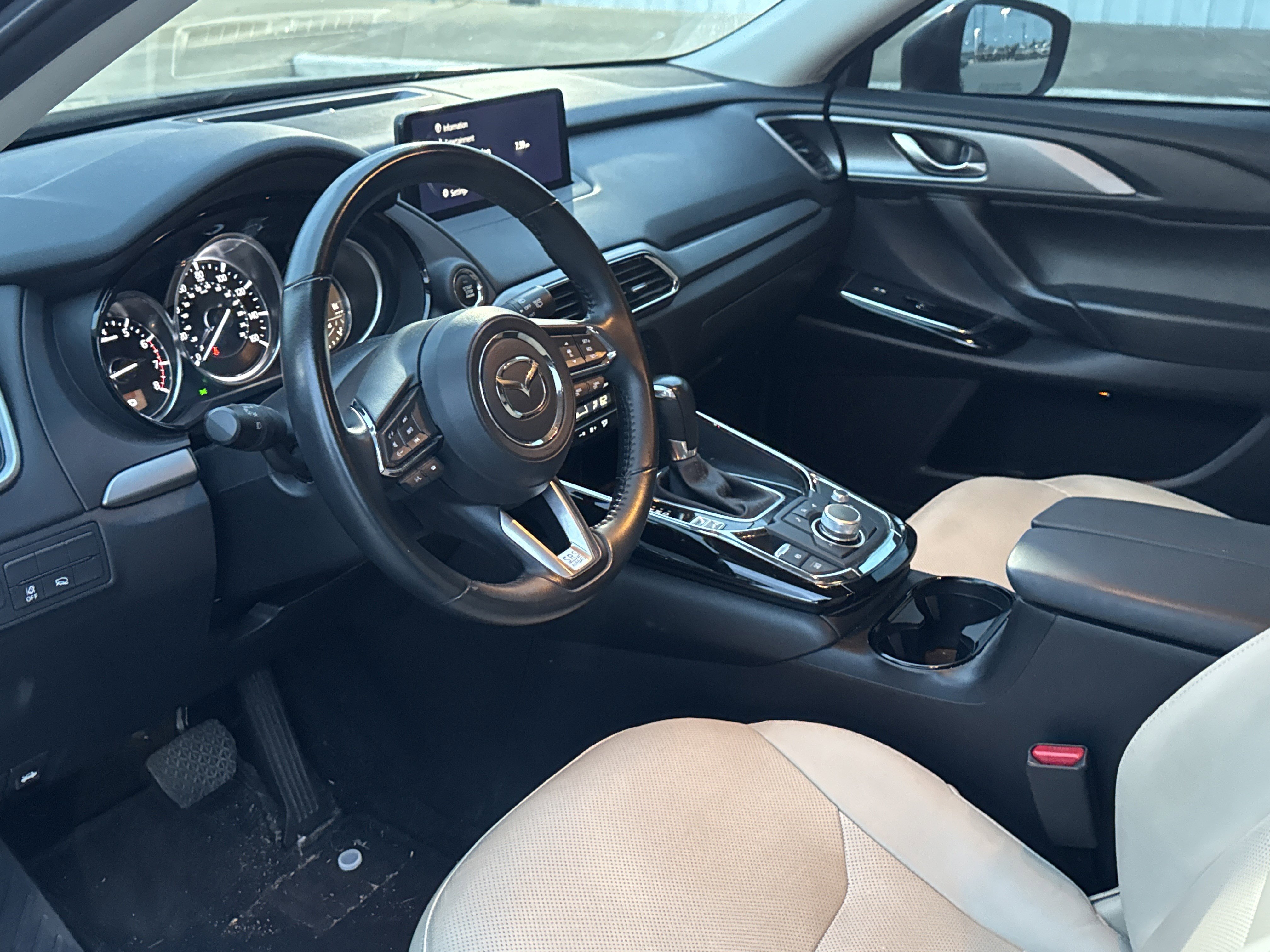 Used 2023 MAZDA CX-9 Touring image 6