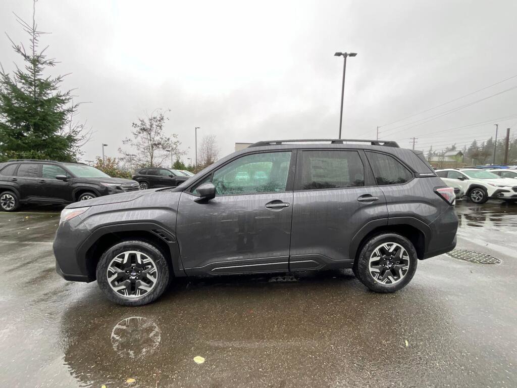 New 2026 Subaru Forester Premium image 5