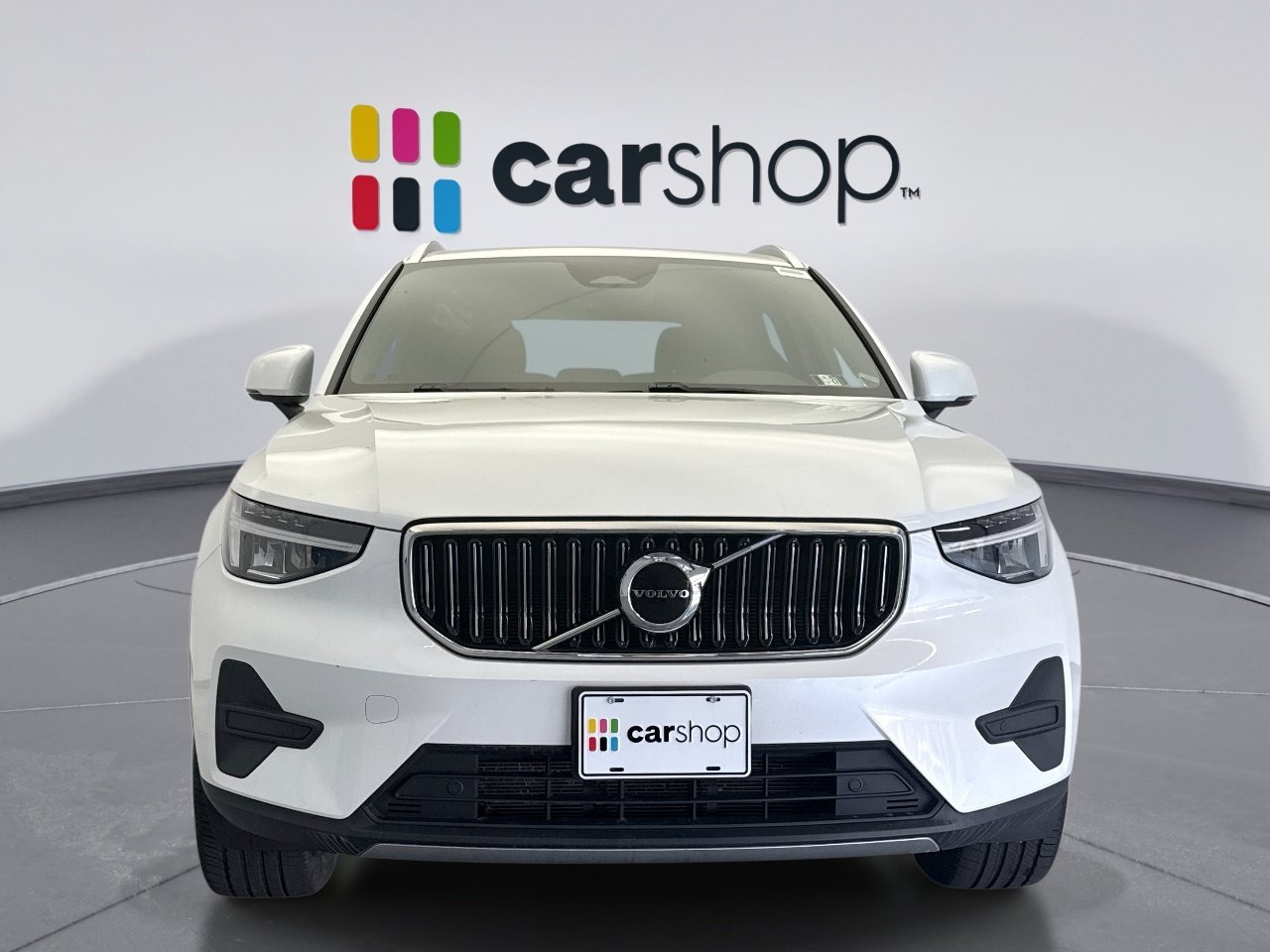 Used 2024 Volvo XC40 B5 Core AWD/4WD image 8