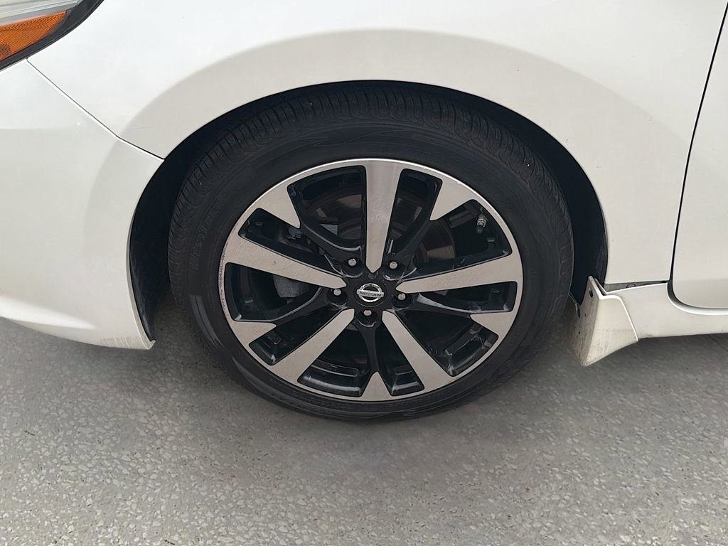 Used 2018 Nissan Altima 2.5 SR FWD image 38