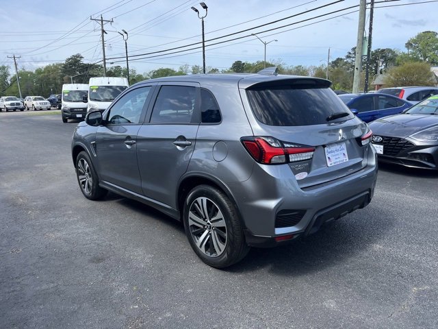 Used 2023 Mitsubishi Outlander Sport SE image 4
