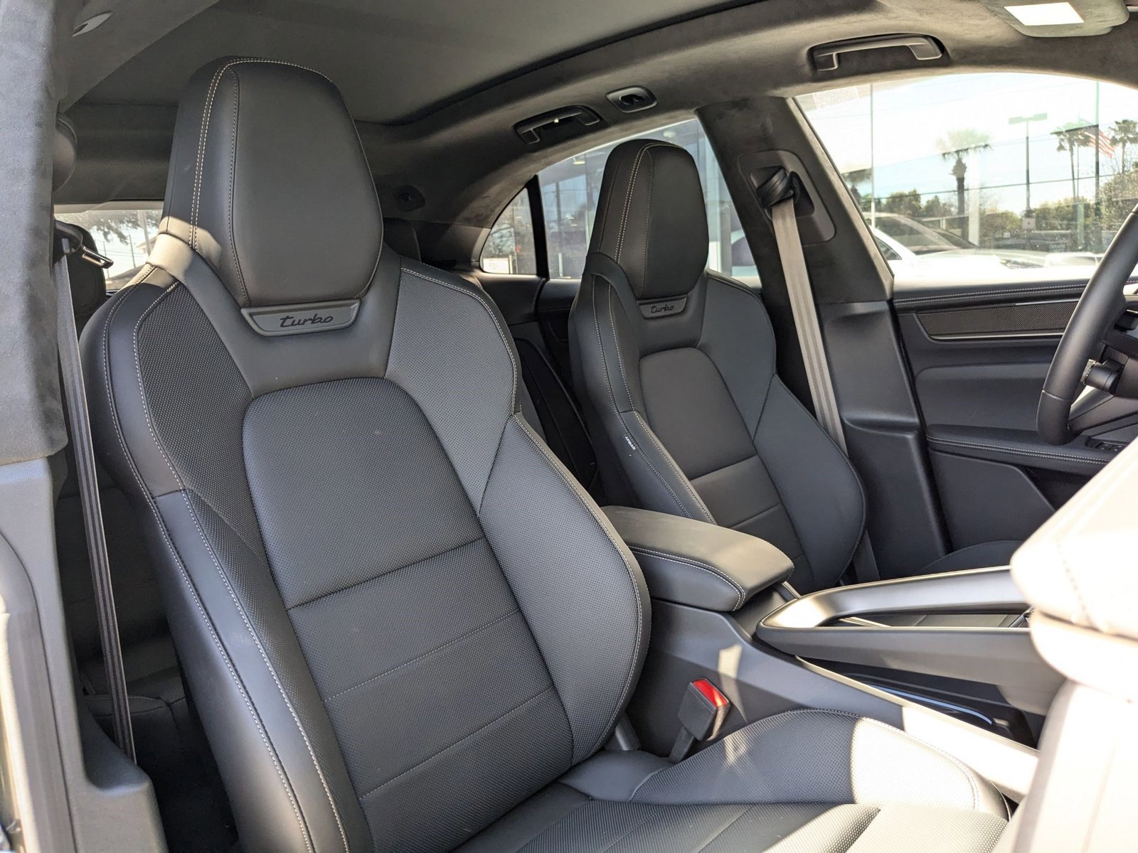 New 2024 Porsche Macan Turbo Electric image 26