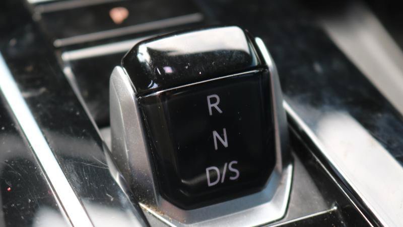 Used 2024 Volkswagen Golf R AWD/4WD image 12