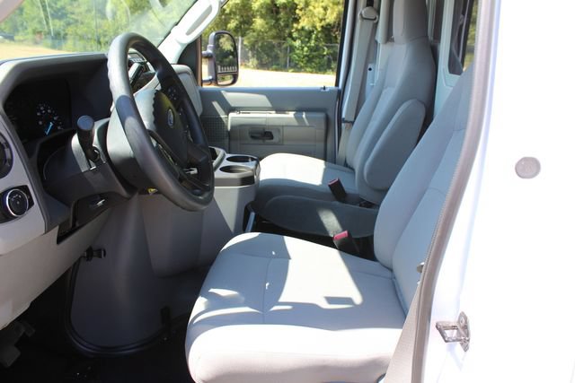 Used 2026 Ford E-350 and Econoline 350 Super Duty w/ Power Equipment Group RWD image 15
