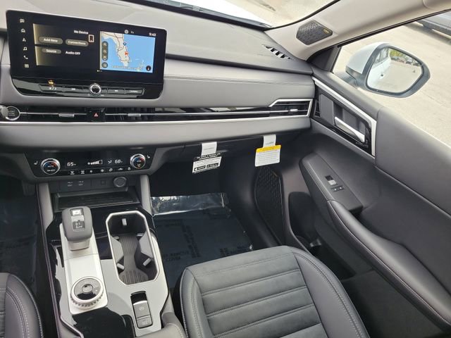 New 2026 Mitsubishi Outlander SE image 18