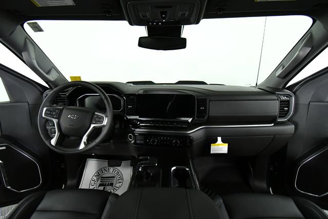 Used 2026 Chevrolet Silverado 1500 LT Trail Boss w/ Convenience Package II image 18