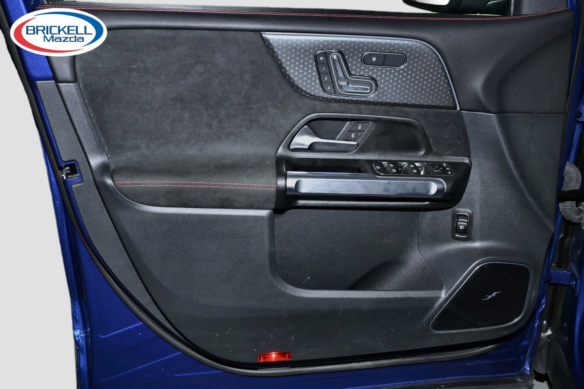 Used 2024 Mercedes-Benz GLB 250 image 21