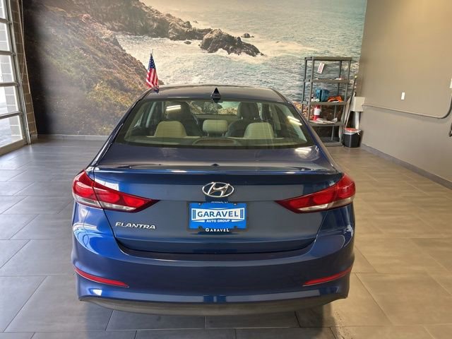 Used 2017 Hyundai Elantra SE image 5