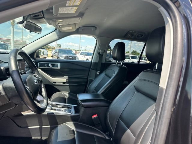Used 2021 Ford Explorer XLT w/ Equipment Group 202A RWD image 32