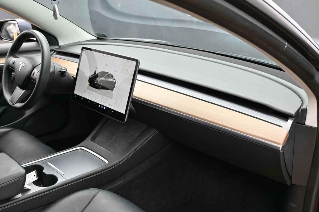 Used 2023 Tesla Model 3 Standard Range RWD image 35