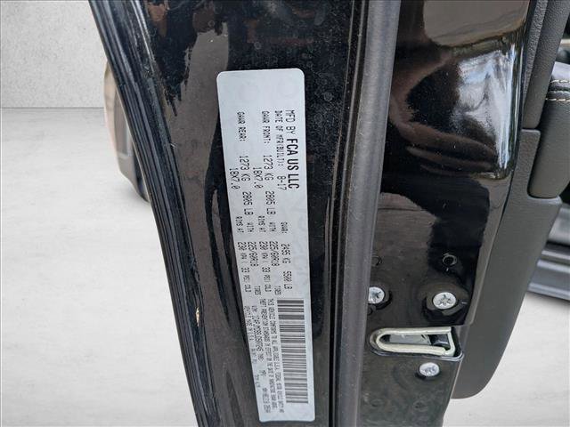 Used 2018 Jeep Cherokee Limited image 17