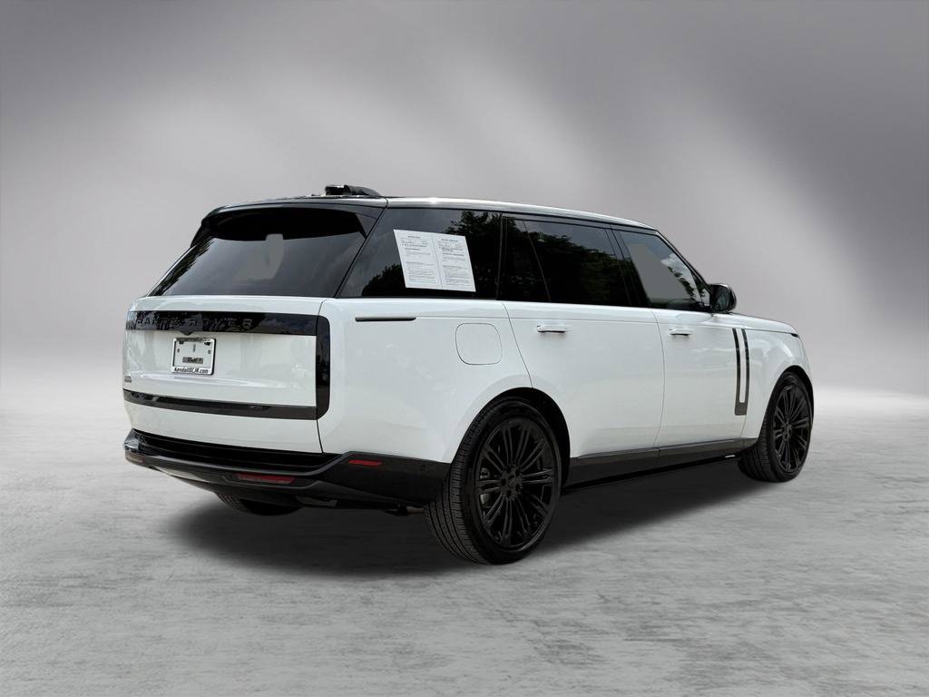 Used 2026 Land Rover Range Rover Long Wheelbase SE AWD/4WD image 5