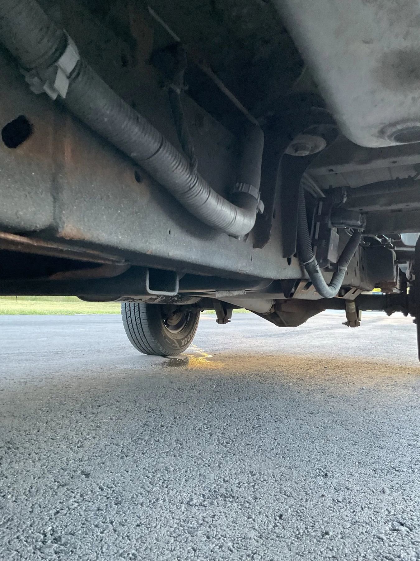 Used 2020 GMC Savana 3500 w/ Driver Convenience Package image 17