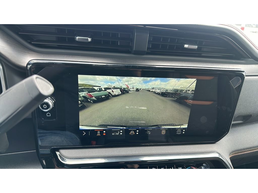 New 2026 GMC Sierra 3500 AT4 w/ AT4 Premium Plus Package AWD/4WD image 15