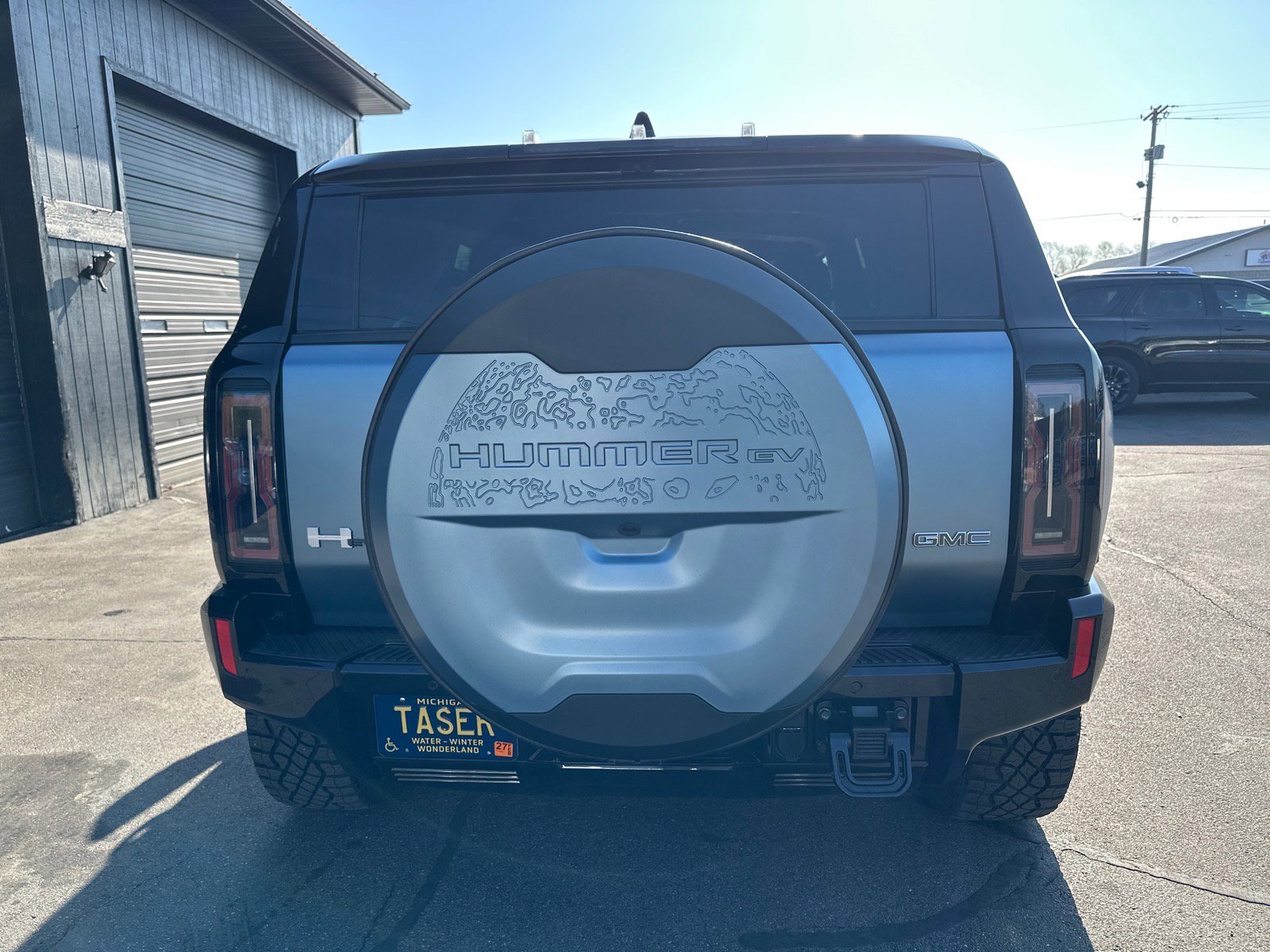 Used 2024 GMC Hummer EV 3X w/ Omega Edition AWD/4WD image 4