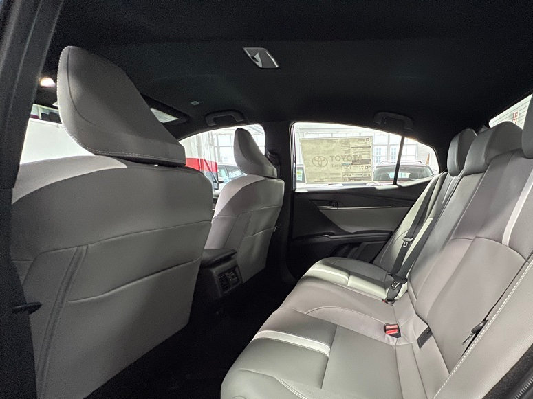 New 2026 Toyota Camry SE FWD image 16