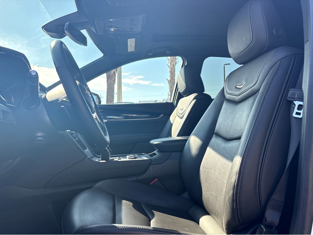 Certified 2025 Cadillac XT5 Premium Luxury image 24