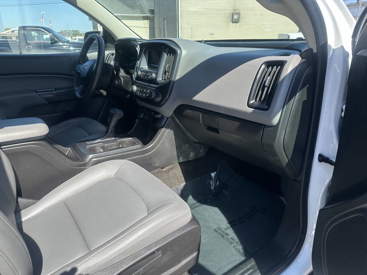 Used 2015 Chevrolet Colorado W/T image 39