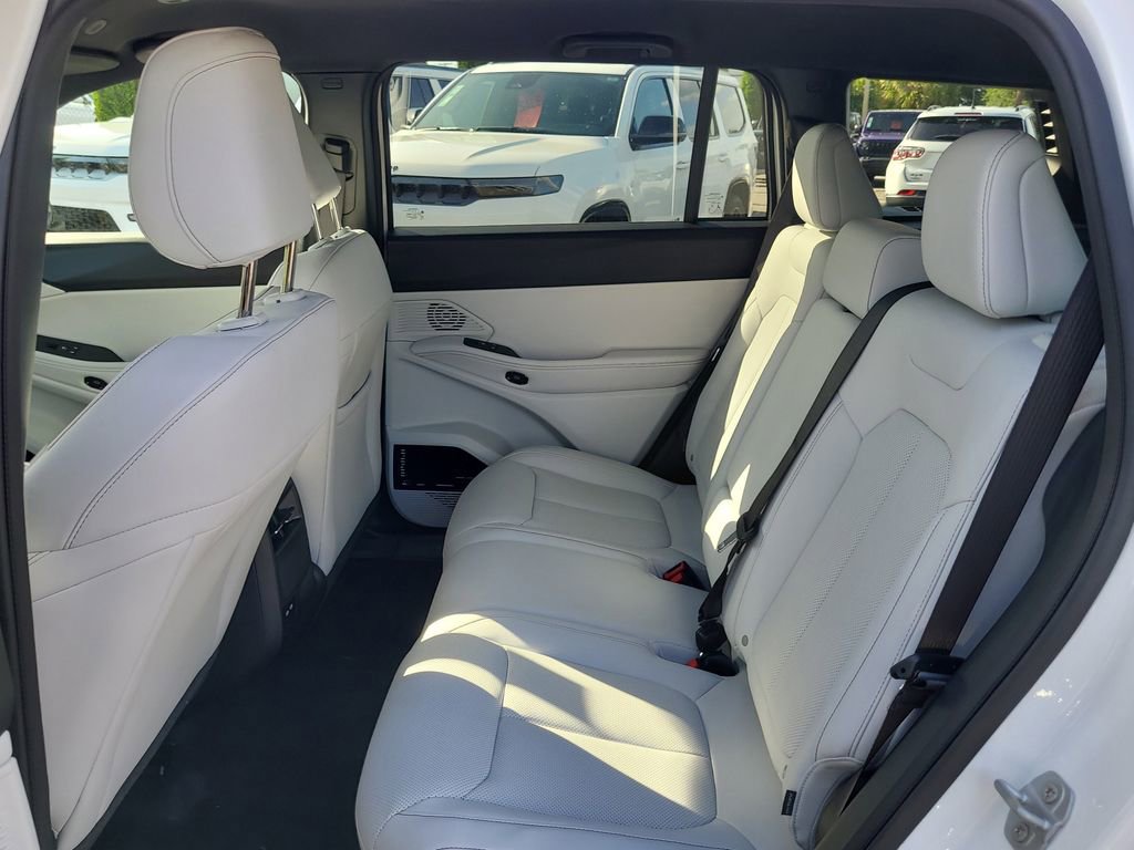 New 2026 Jeep Cherokee Limited AWD/4WD image 14