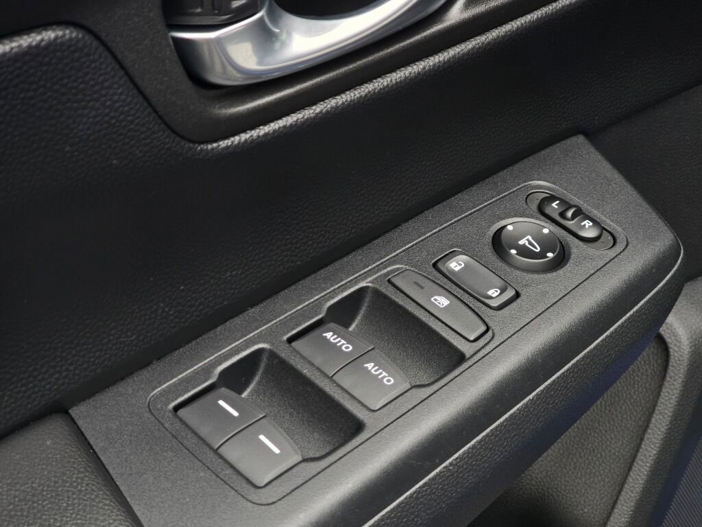 Used 2023 Honda CR-V EX image 19