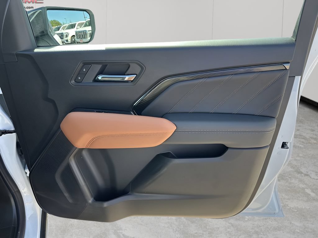 New 2026 GMC Canyon AT4 AWD/4WD image 15