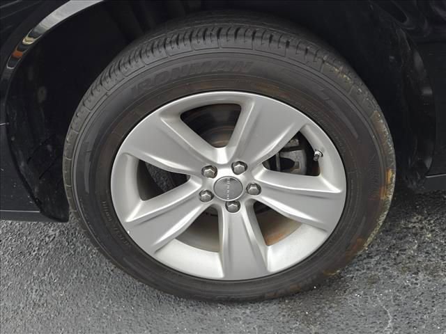 Used 2023 Dodge Challenger SXT RWD image 15