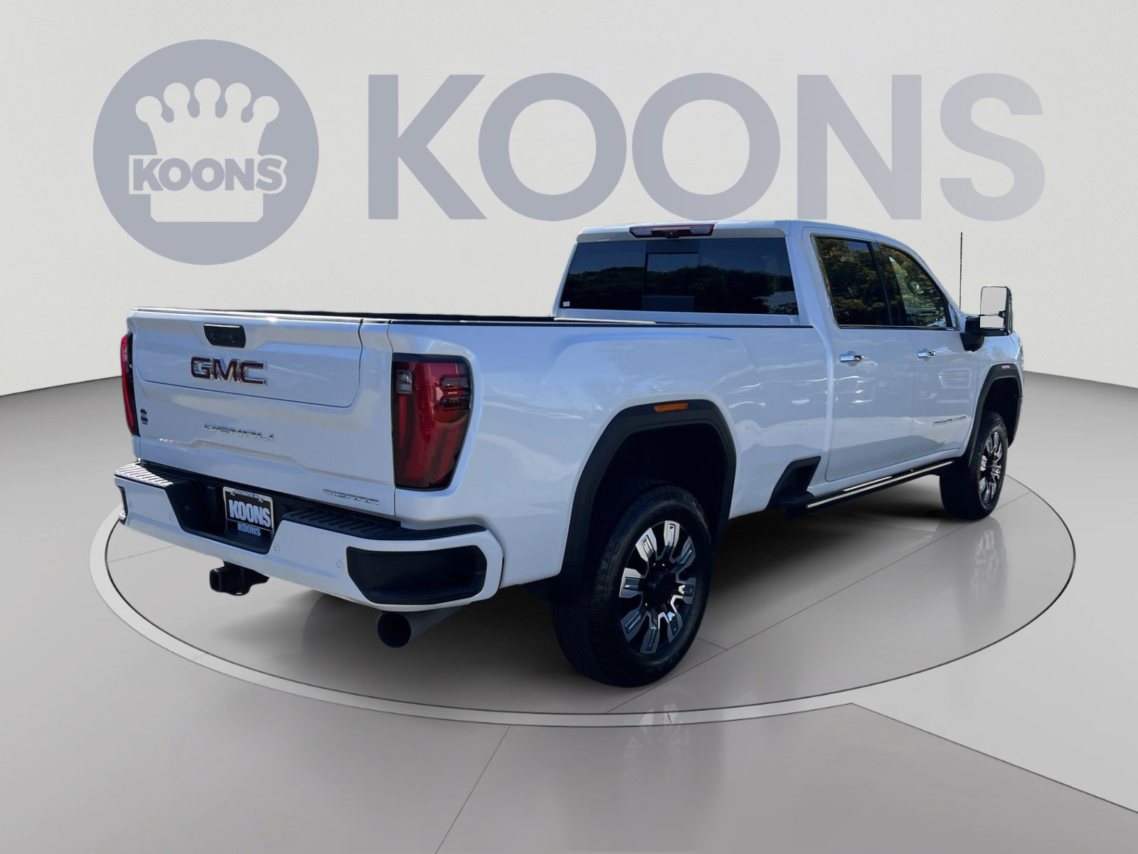 Used 2024 GMC Sierra 2500 Denali w/ Denali Reserve Package AWD/4WD image 7