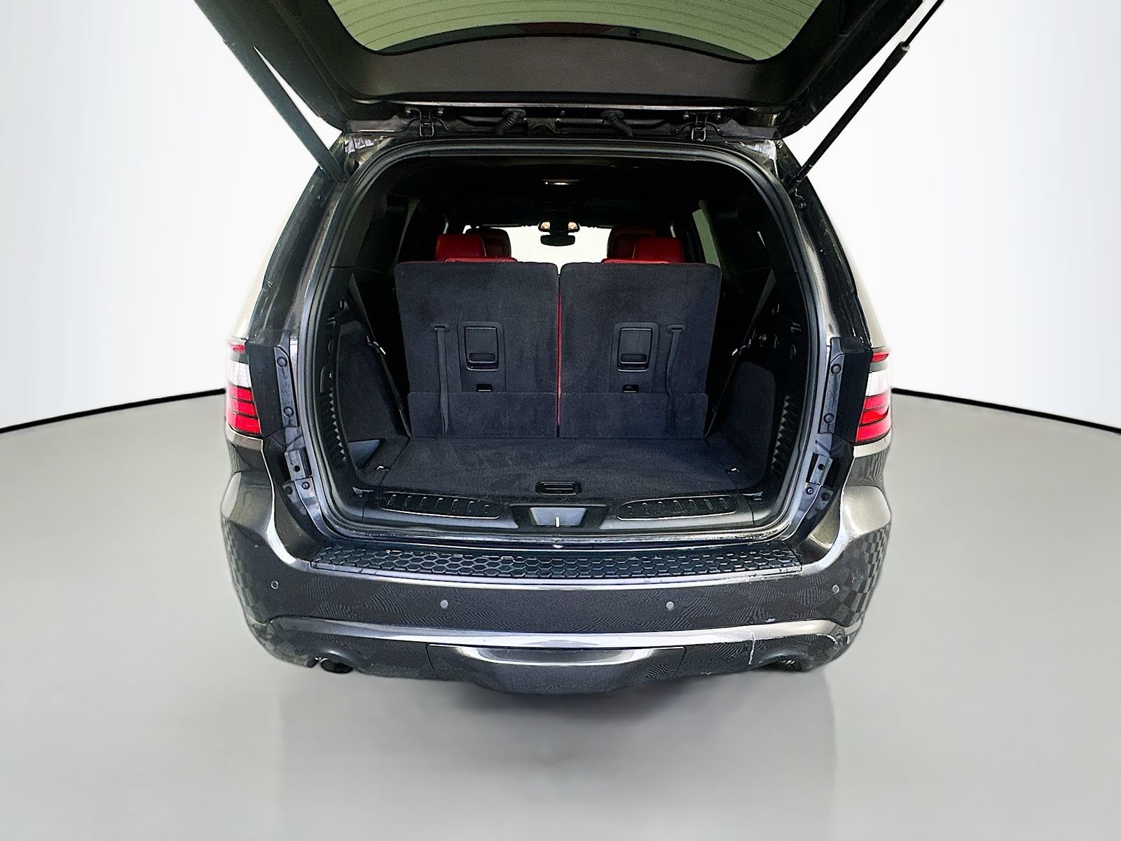 Used 2020 Dodge Durango R/T w/ Blacktop Package AWD/4WD image 25