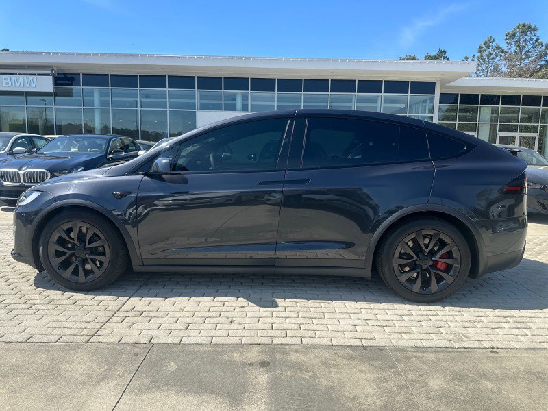 Used 2024 Tesla Model X image 2