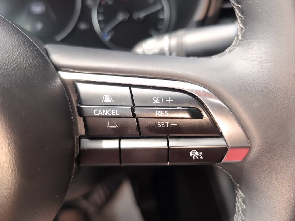 Certified 2025 MAZDA MAZDA3 s FWD image 19