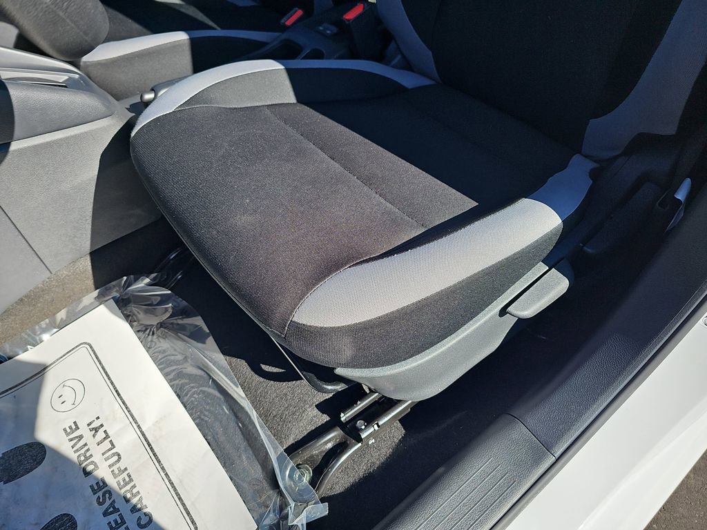 Used 2025 Nissan Versa S w/ Trunk Package image 33