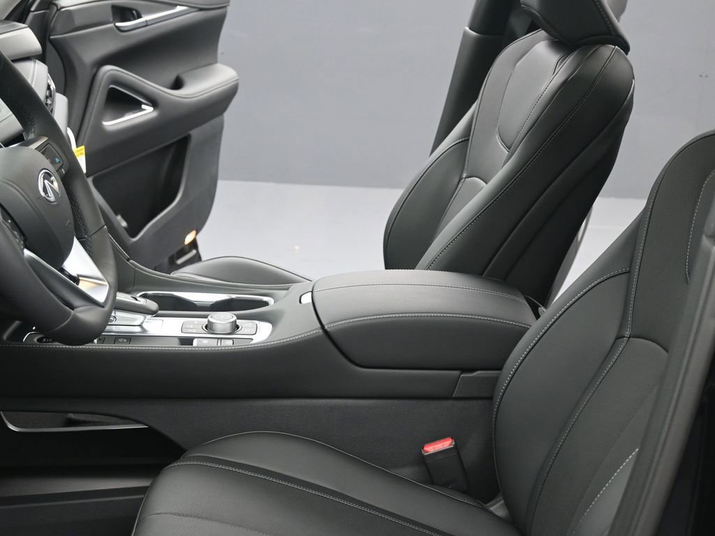 New 2026 INFINITI QX60 Luxe image 19